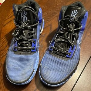 Nike Kyrie Flytrap IV